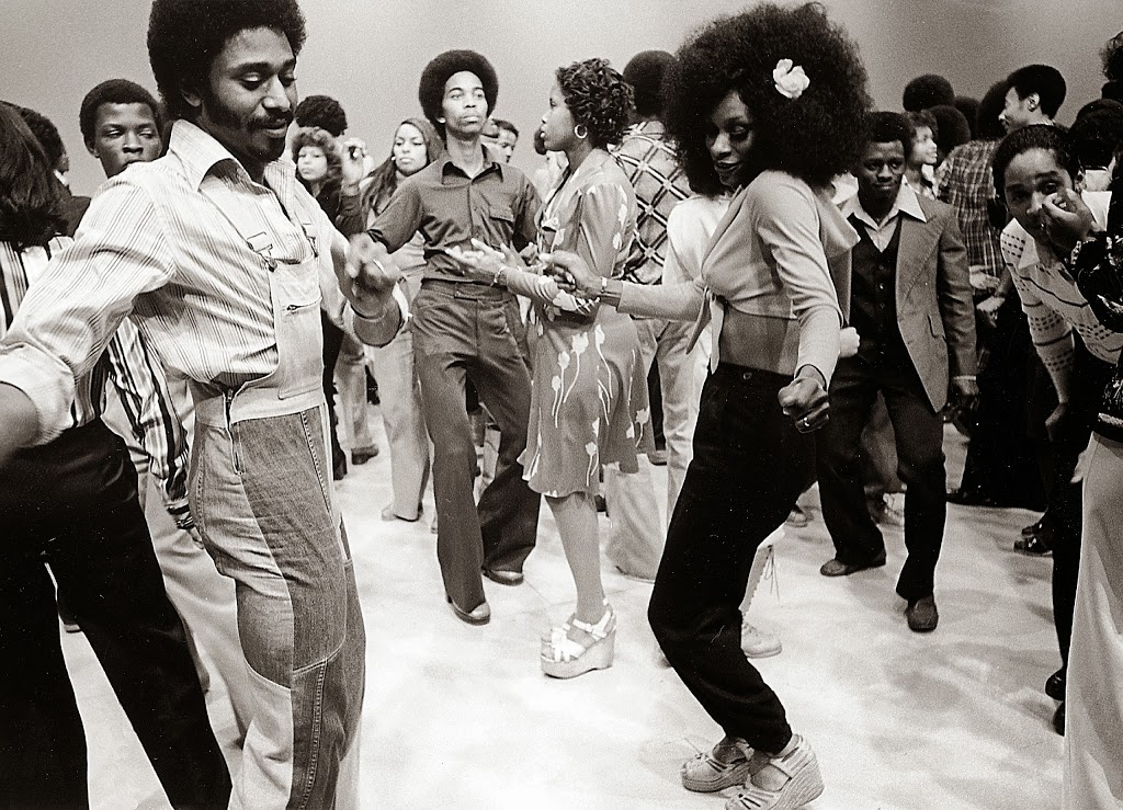 Don-Cornelius-Soul-Train-afro-vintage-fashion-alice-in-nappyland.jpg