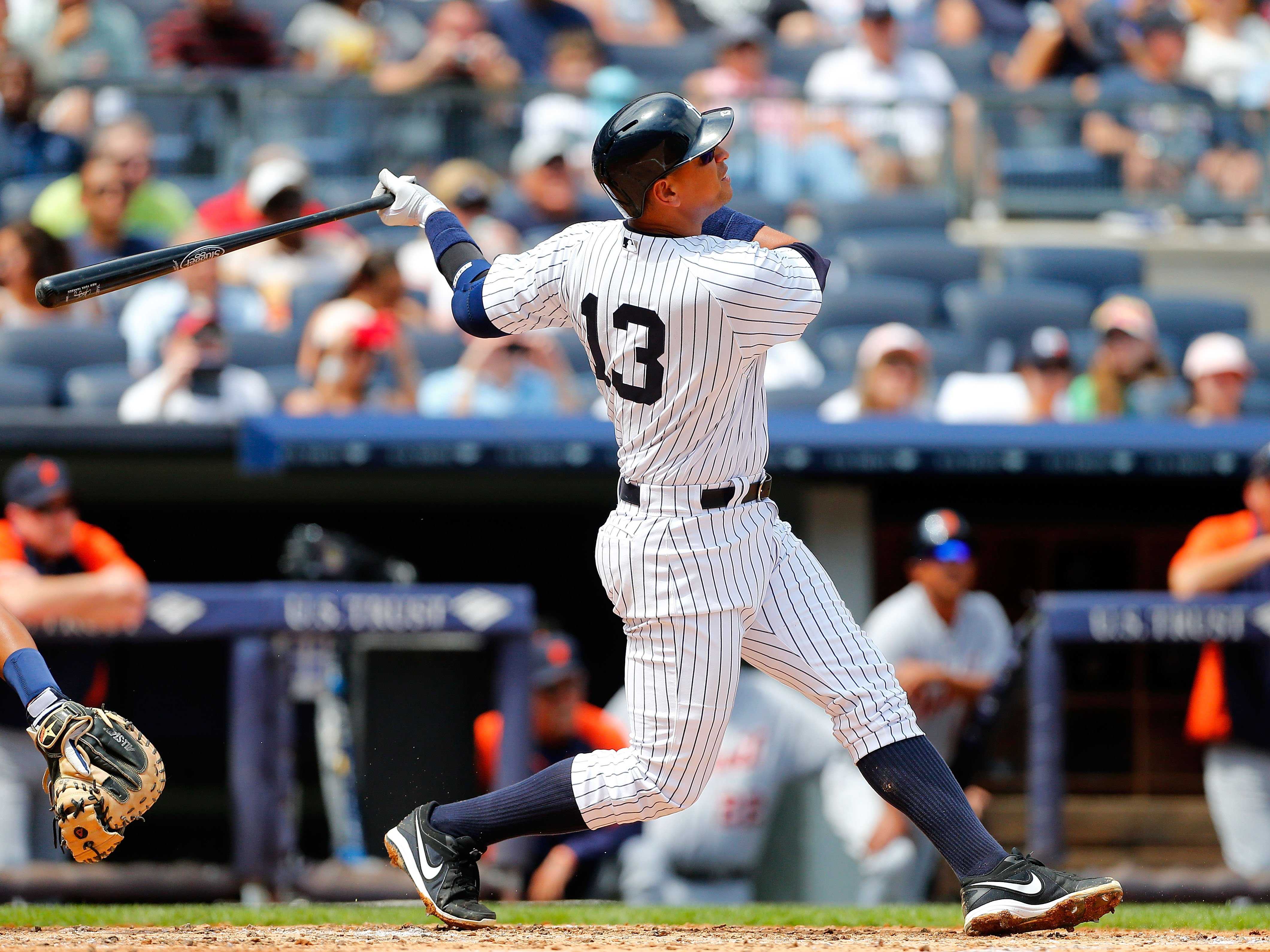 a-rod-hit-his-first-home-run-of-the-year-and-now-yankees-fans-love-him.jpg