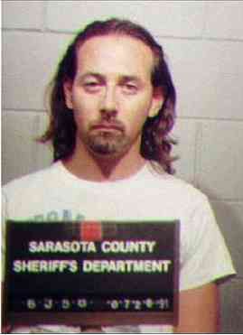 0626ca2ea9a8d4aae54599c9487c369f--free-pee-celebrity-mugshots.jpg