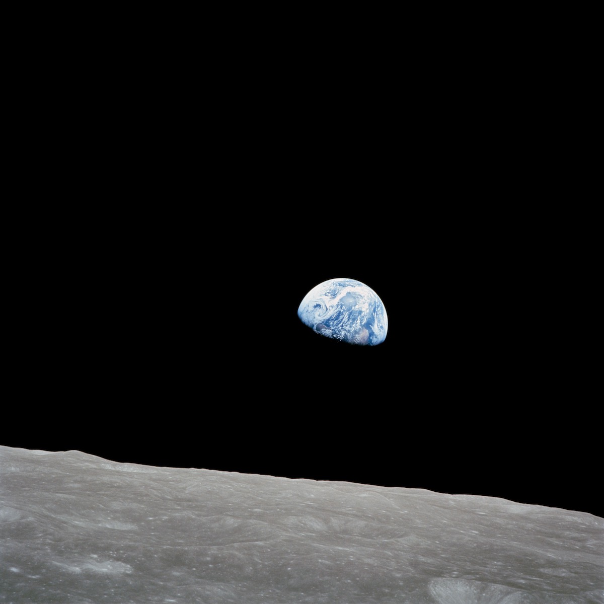114_apollo8_earthrise_1200.jpg