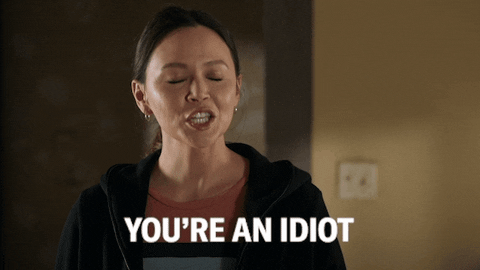 1EzquLEi4OLTb6Ny8B.gif