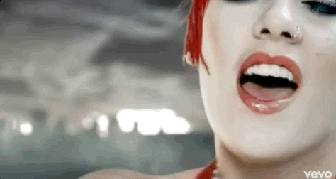 3owvKqbjGGpzKyPhba.gif