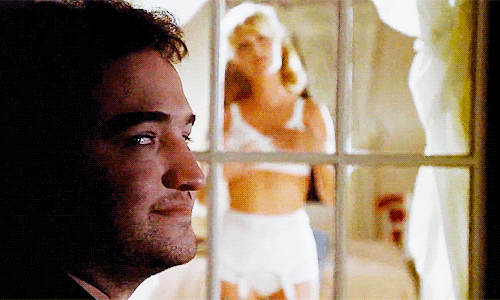 5JRzwUv (1).gif