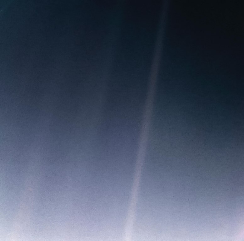 6Bkm-Voyager1.jpg