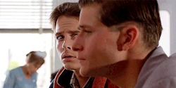 7CF2E575-32C8-4047-A494-289758C0B81C.gif
