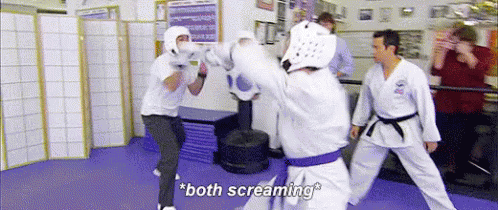 951E28A7-54B3-4B08-A40E-B1AF9BF85312.gif