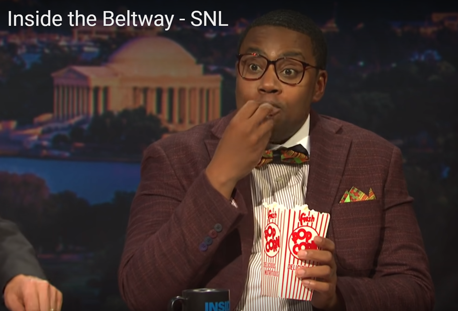 Aint nuttin gonna happen Quincy eating popcorn.PNG