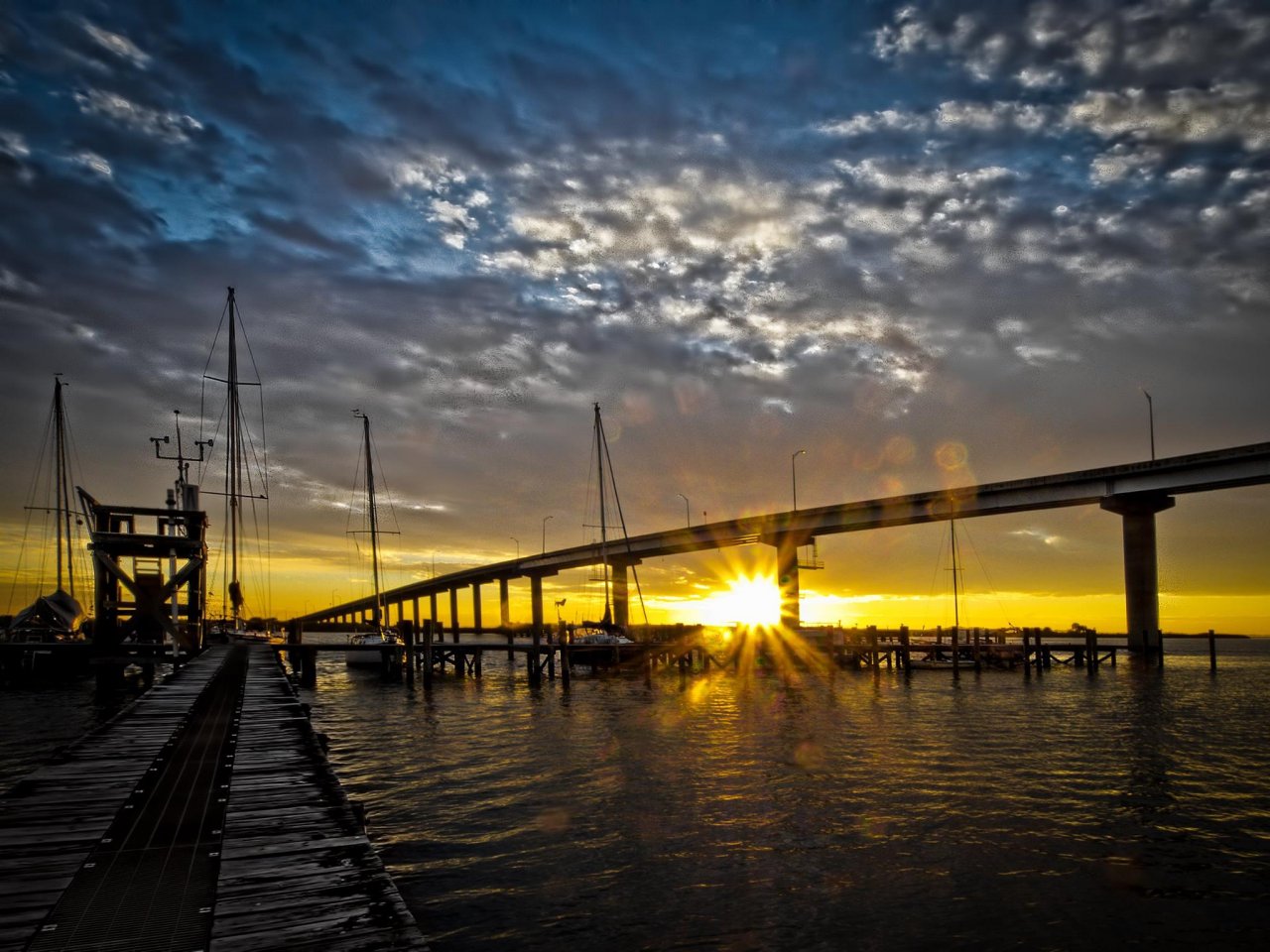 Appalachicola bridge and pier.jpg
