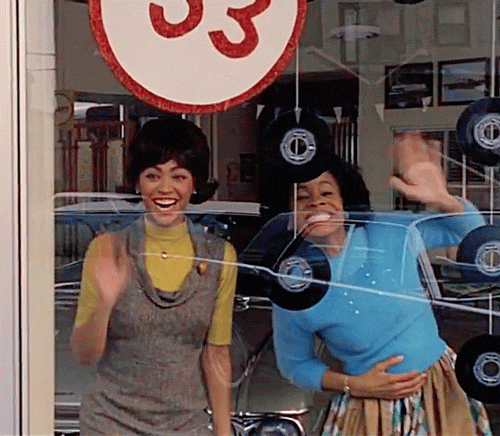 BT74nt8mWSF2M.gif