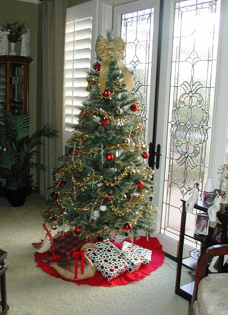 Christmas Tree 2017.JPG