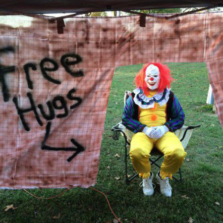 Clown Free hugs.jpg