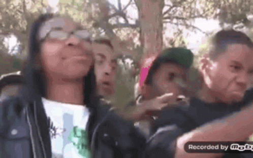 DBB4CCF2-7F90-4E6B-9D1F-05F138E87BC3.gif
