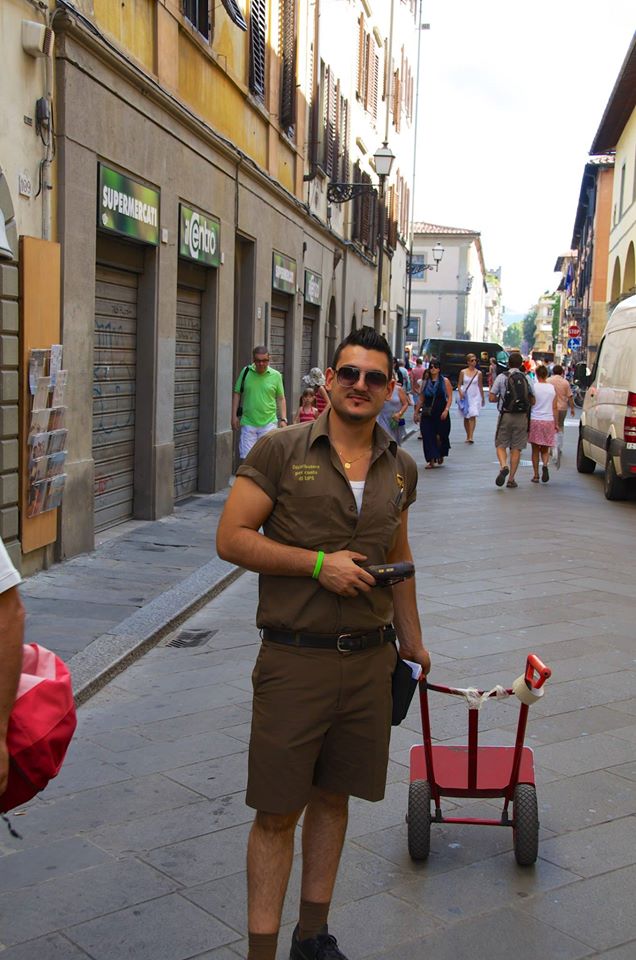 FlorenceItalyUPSDriver.jpg