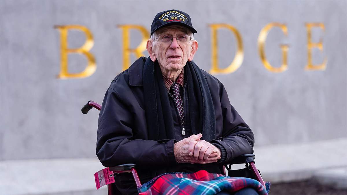 floyd welch pearl harbor.jpg