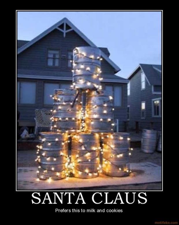 funny-beer-keg-christmas-tree-funny-christmas-pictures.jpg