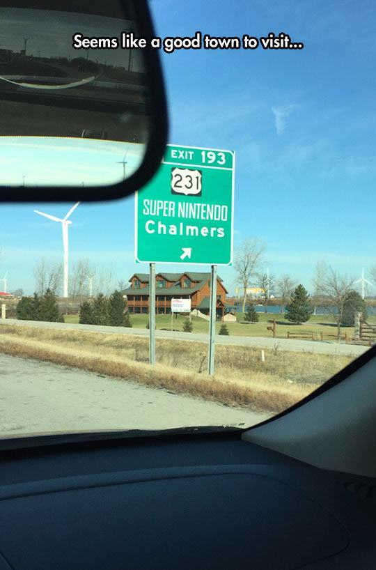 funny-sign-town-Super-Nintendo-1.jpg