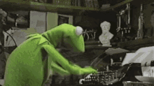 kermit-typing-frantically-typing.gif