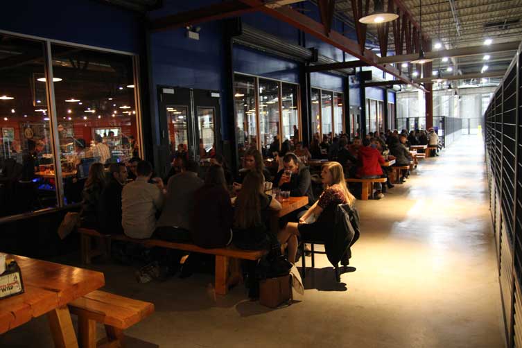LagunitasChicago-TapRoom-Patio.jpg
