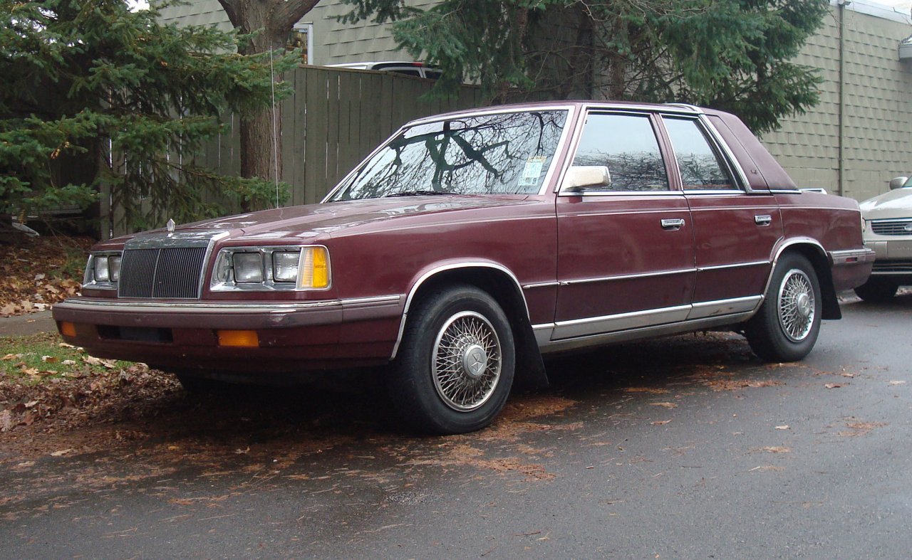LeBaron_sedan.jpg