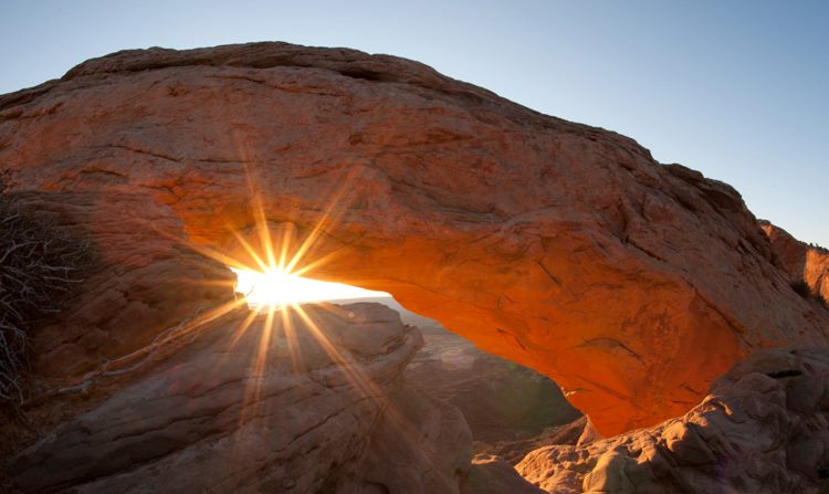 Mesa Arch Sunrise.jpg