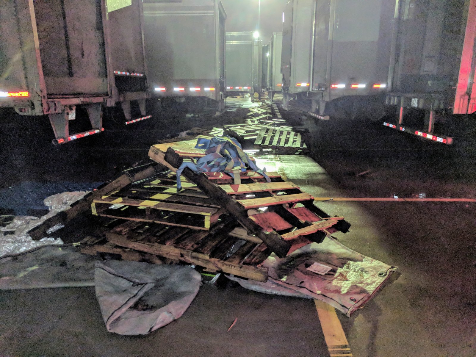 pallets.jpg