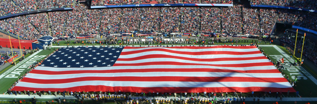 PatriotsGiantFlag2015sm-1280x420.jpg