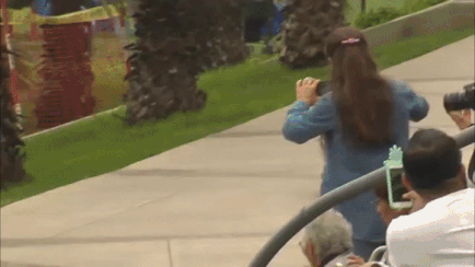 qPhrjIZPDPaO4.gif