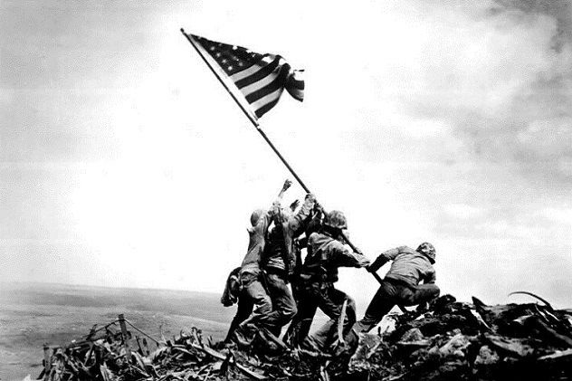 raising-the-flag-on-iwo-jima.jpg