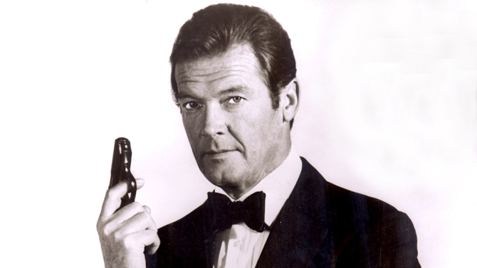 roger-moore-dead.jpg