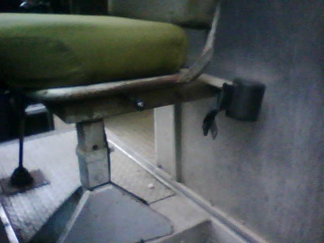 seatbelt old 2.jpg