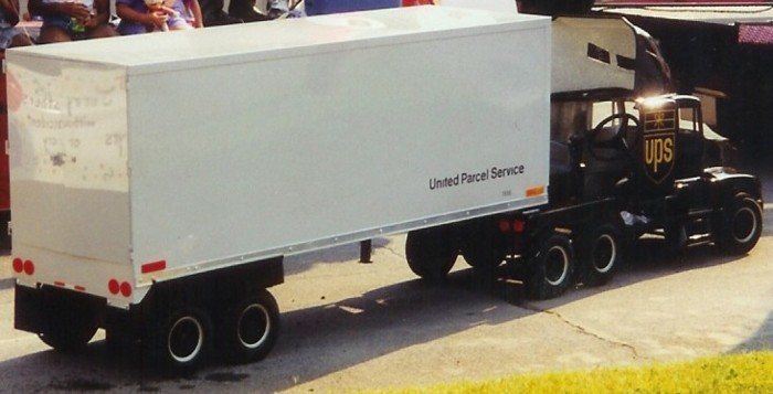 Small feeder 2 I.jpg