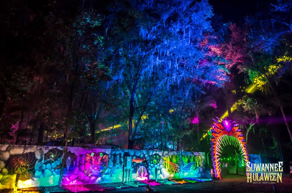 suwannee-hulaween-live-oak-fl.jpg
