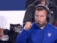 tenor (18).gif