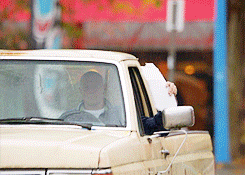 tumblr_nl8jvdwFVU1u7z46go1_250.gif