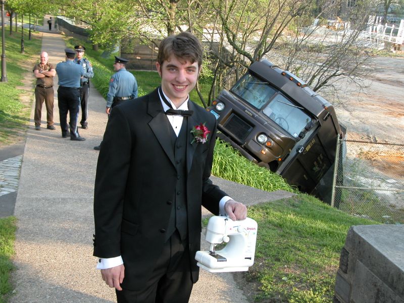 ups_crash.jpg