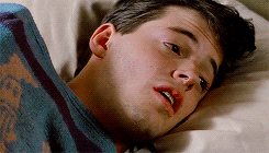 V526T6UMjXx0A.gif
