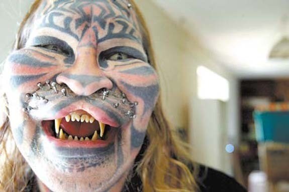 worst-face-tattoos-ever-10.jpg