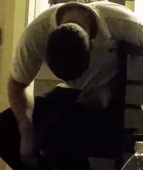 xT4uQDdDn09iW5Mvks.gif