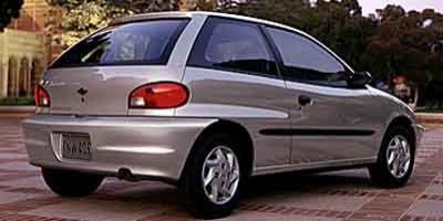 2000-Chevrolet-Metro-Base.jpg