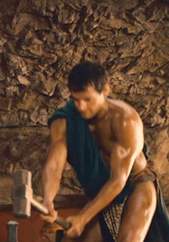 henry-cavill-2(1).gif