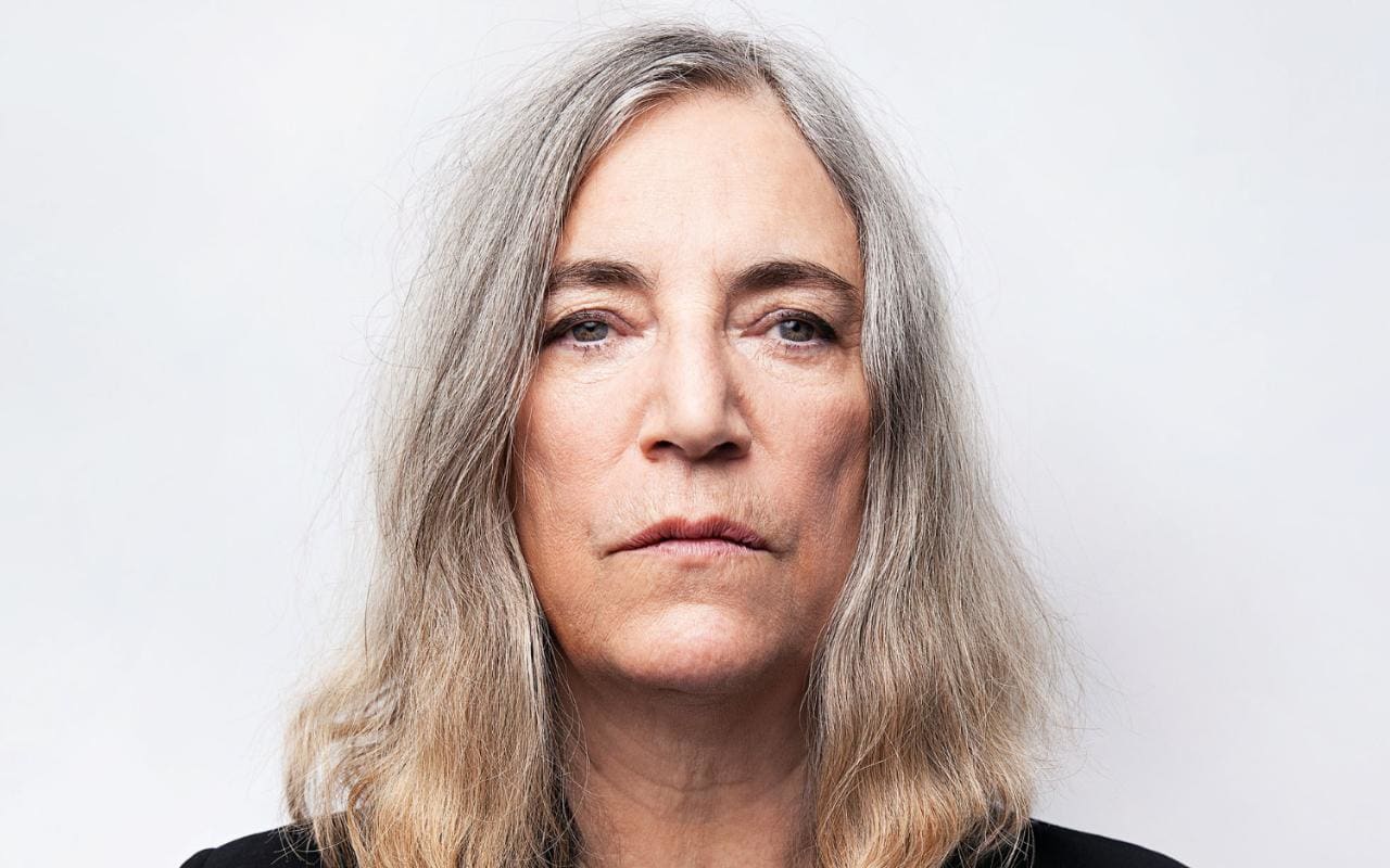 patti-smith-main-xlarge.jpg