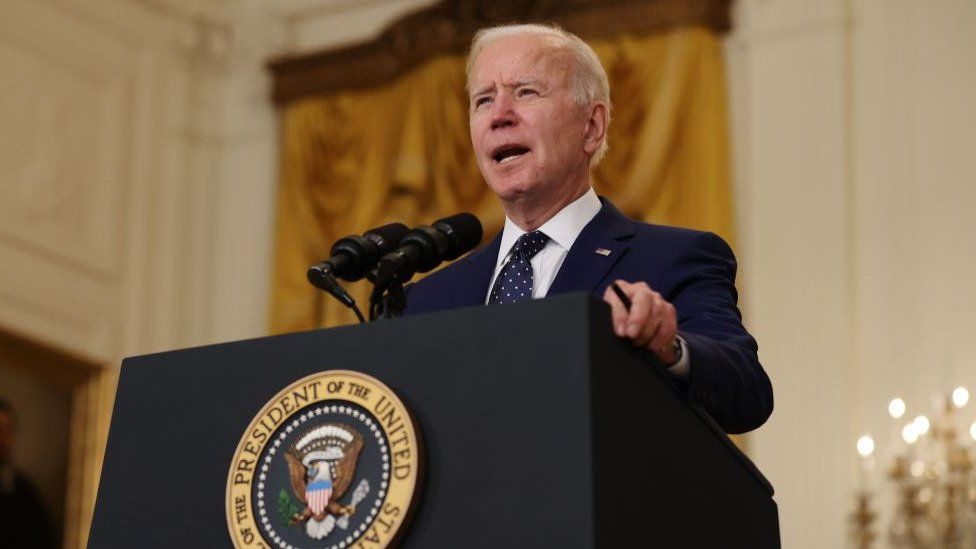 BidenPodiumWH