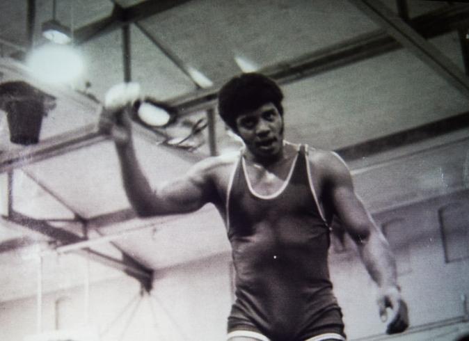 Neil-deGrasse-Tyson-wrestling.jpg