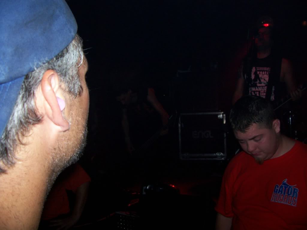 pics1008.jpg