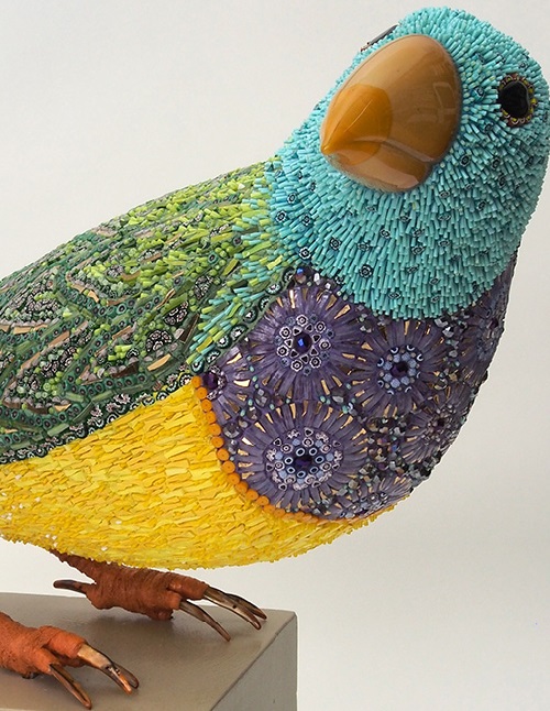 Bird.-Mosaic-Sculpture-made-of-glass-paste-gold-mosaic-opalescent-glass-murrine-iron-cement-adhesive-on-resin-structure-6.jpg