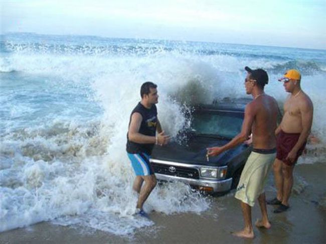 at_the_beach_16-s650x488-340996.jpg