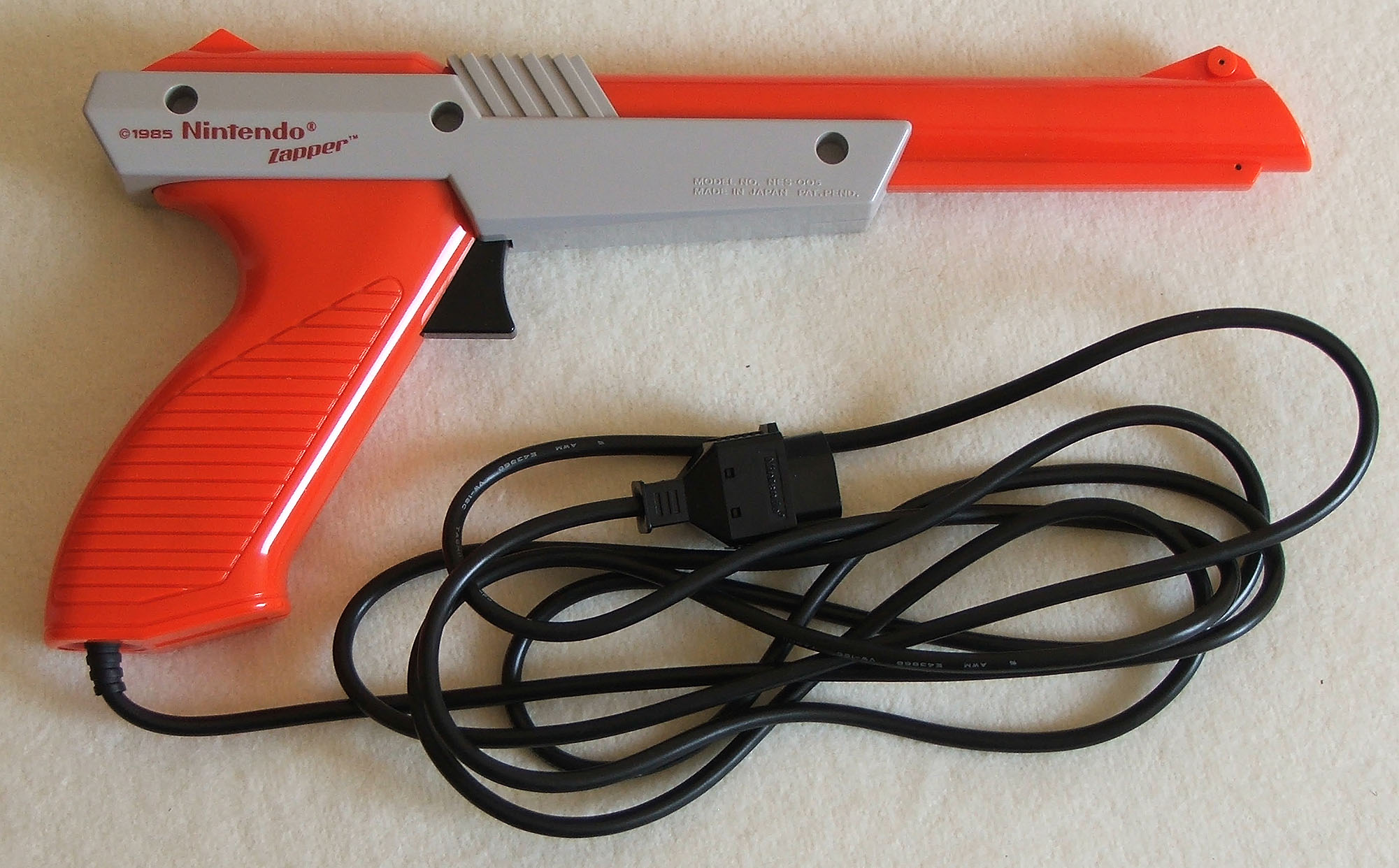 534594-nes_zapper.jpg