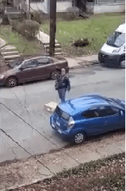 TBvrEX7YU6Qa.gif