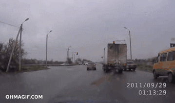 epic-russian-truck-driving-fail.gif