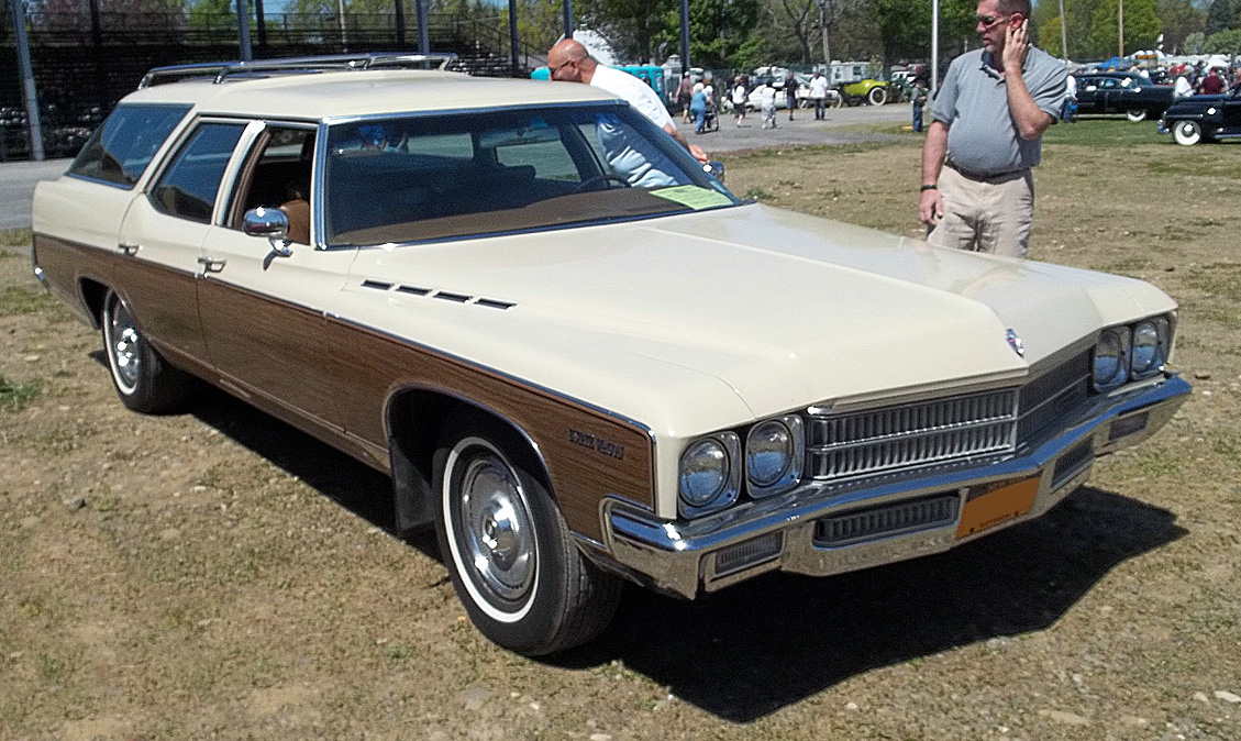 1971_Buick_Estate_wagon_front.jpg